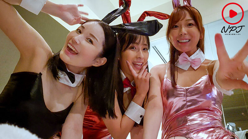 リアルラブホ女子会流出 何らかの形で流出してしまった、女子大生3人組のはっちゃけすぎ映像を配布します。#オナニー#入浴シーン#放尿#レズプレイ#セフレ呼んで4P 7枚目